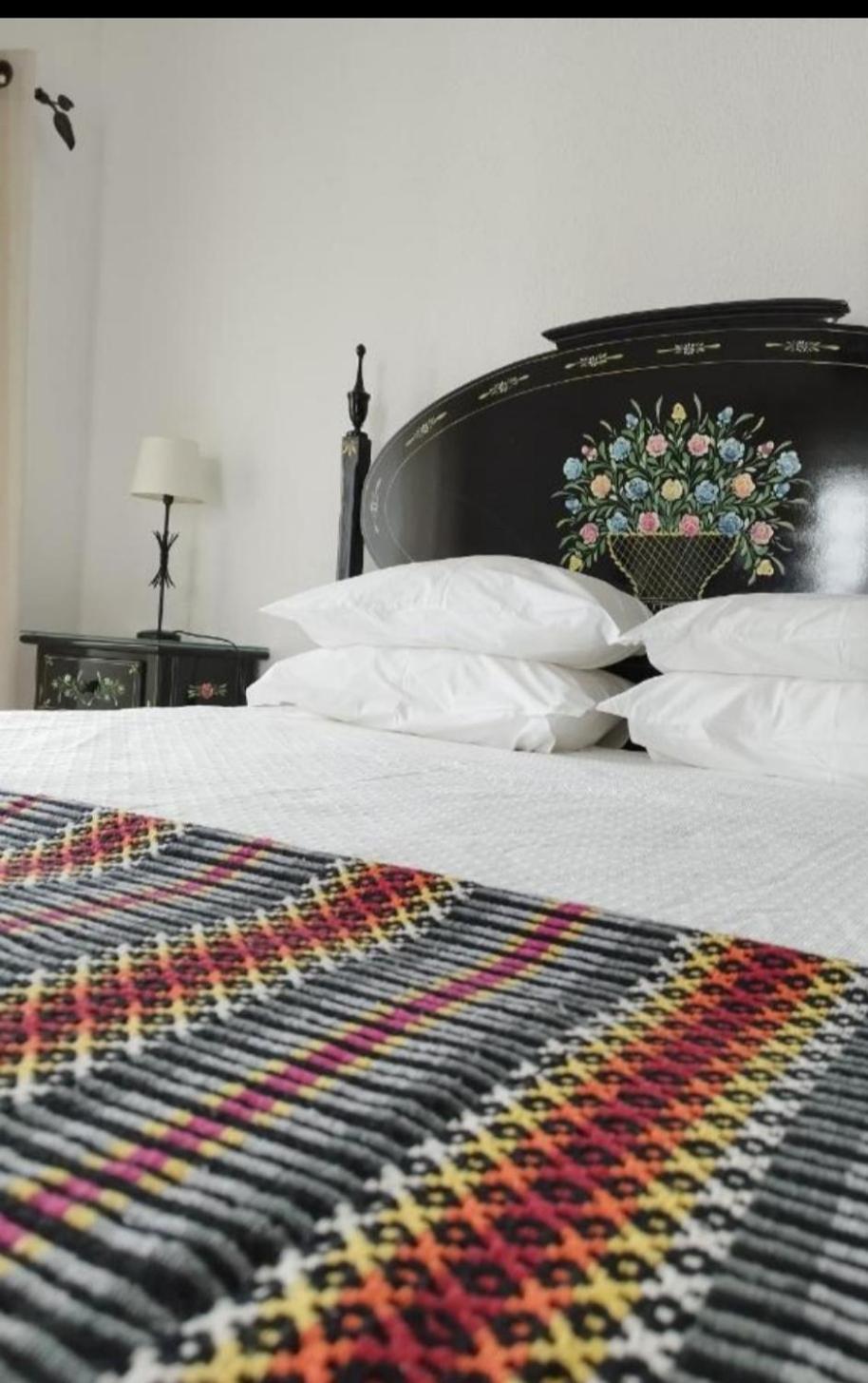 Mont' Sobro Hostel Έβορα Εξωτερικό φωτογραφία