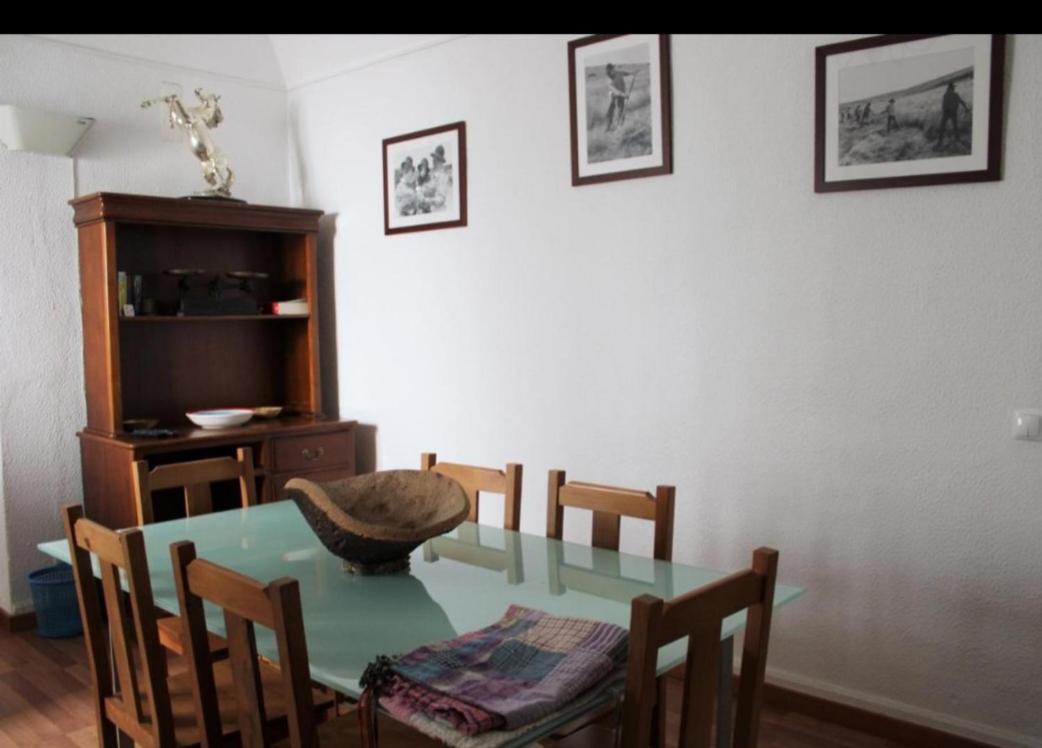 Mont' Sobro Hostel Έβορα Εξωτερικό φωτογραφία